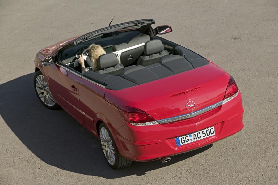  Opel Astra Twin Top 2007 года  (фото 70 из 131)